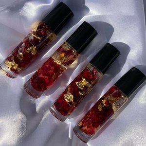 Rose lip oil